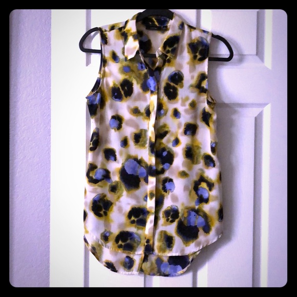 sleeveless high-low tunic length button up - Picture 1 of 6